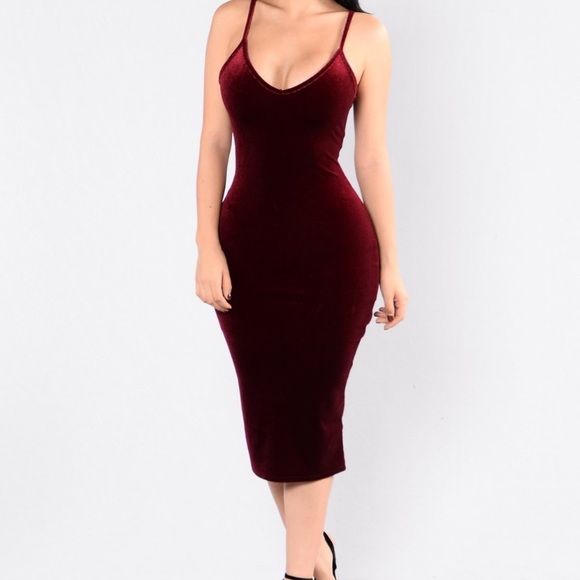 Fashion Nova Dresses & Skirts - Velvet sleeveless strap dress